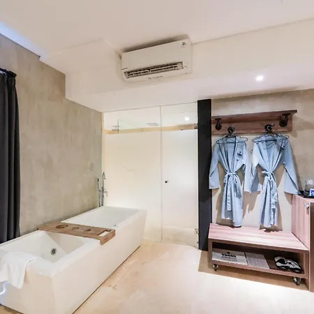 Stark Boutique Hotel And Spa Kuta  Exterior photo