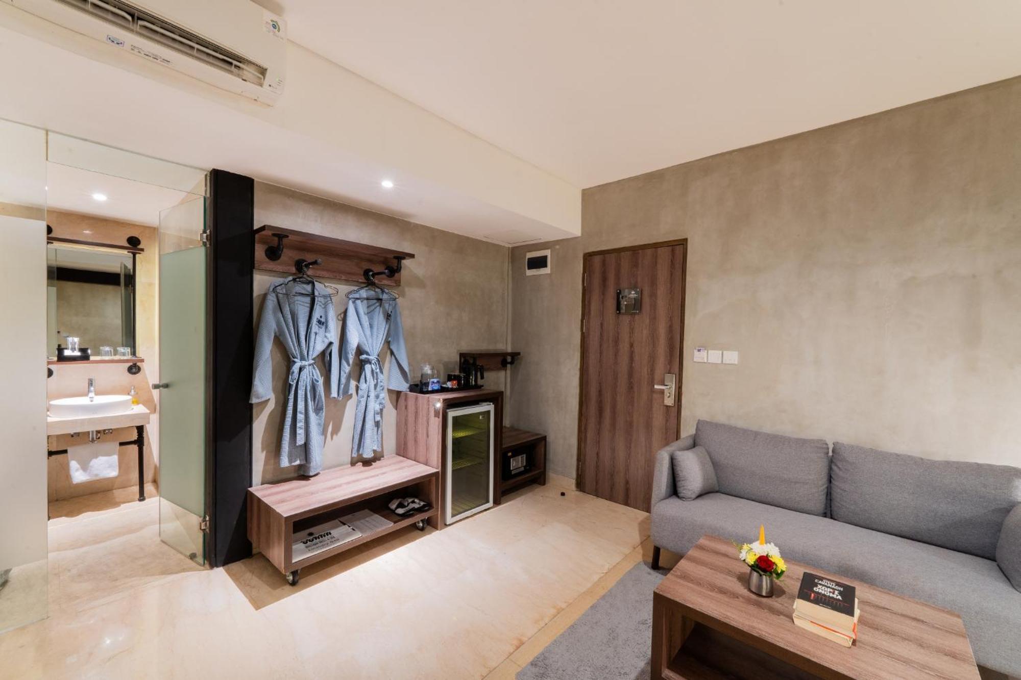 Boutique And 3*